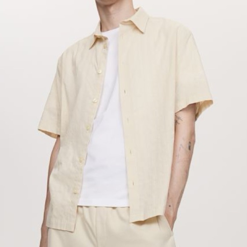 H&M button down shirt